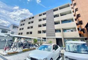 シェモワ 八尾の外観