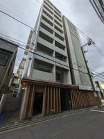 グランドパレス西大路の外観