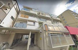 庄山マンションの外観