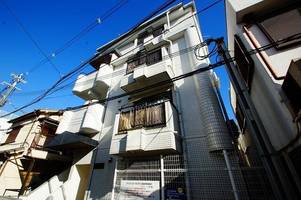 ダイコウレストハウス芥川の外観