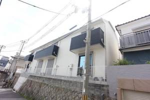 ルミエール西代A棟の外観