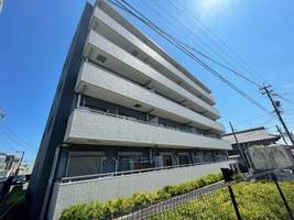 メトロ扶桑の外観