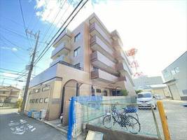 日生ビルの外観