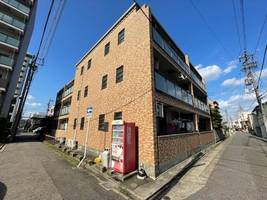 アヴニールの外観