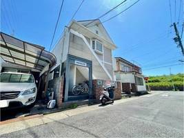 ソレイユ赤坪の外観