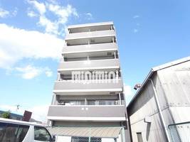 アケイシャの外観