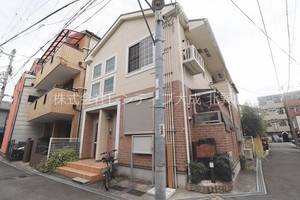 Defi小路の外観
