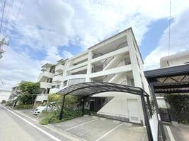 エスポ・アール高松の外観