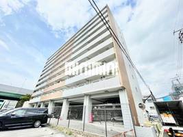 プラウランド堀田の外観