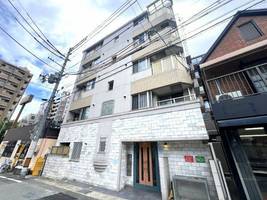 クラウンシティ本山の外観
