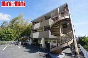 ライフイン・ウエストの外観