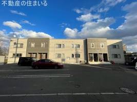 セザール川沿の外観