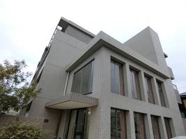 クレセントコートの外観