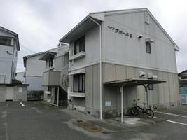 ハイツラポール B棟の外観