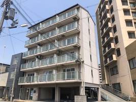 ファーストイン夢前川駅前502の外観