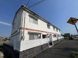 金川マンションの外観