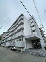 第2林マンションの外観