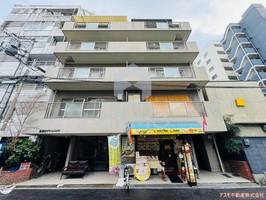 高津ロイヤルハイツの外観