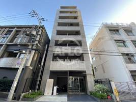 Fujiman北梅田の外観
