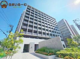 レジュールアッシュ塚本レジデンスの外観