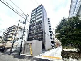 ファーストフィオーレ東灘の外観