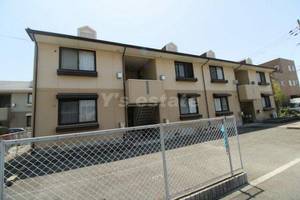 サニーハイツフミB棟の外観