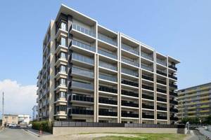 パークアソシア室見河畔の外観