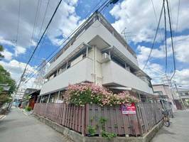 出戸マンションの外観