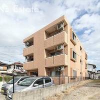 プレシャスコートの外観