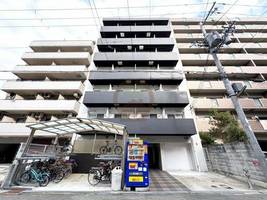 ウインズコート城東中央の外観