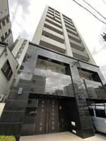 ラムール難波西の外観