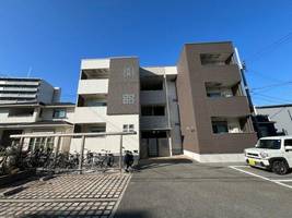 イノベーション鳳の外観