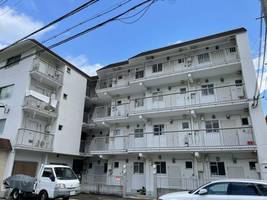 シルバーハイツ大石102の外観