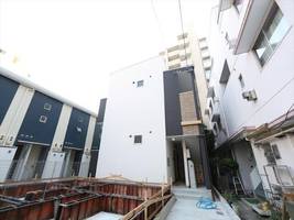 ディオステージ新栄の外観