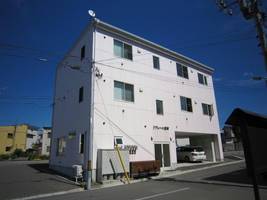 リヴェール富岡302の外観