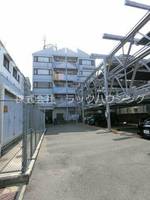 三晃アスク大久保の外観