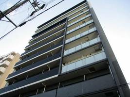 ディアレイシャス上前津の外観