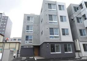 クレール南円山の外観