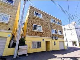 Aフラット学園前の外観