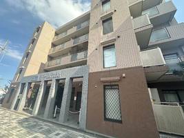 Dorm淡路の外観