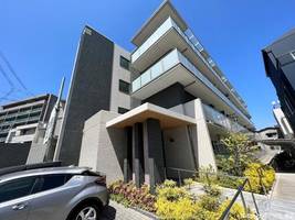 LA VERDE長田の外観