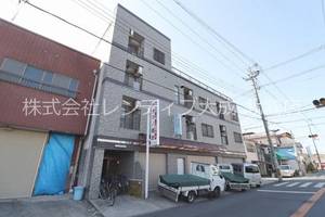 ハイツディーセントの外観