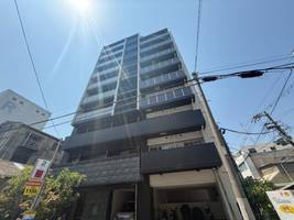 ララプレイス難波メティスの外観