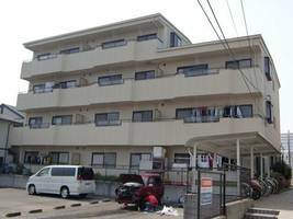 クィーンハイツ滝の水の外観