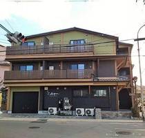 キャルムコート星田2番館の外観
