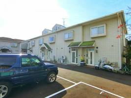 ロイヤルプラザ昴の外観