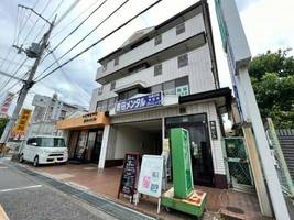 奥野ビルの外観