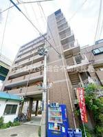 エスポワール吉川の外観