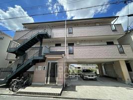 チェリーハイツの外観