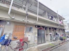 井出貸家の外観